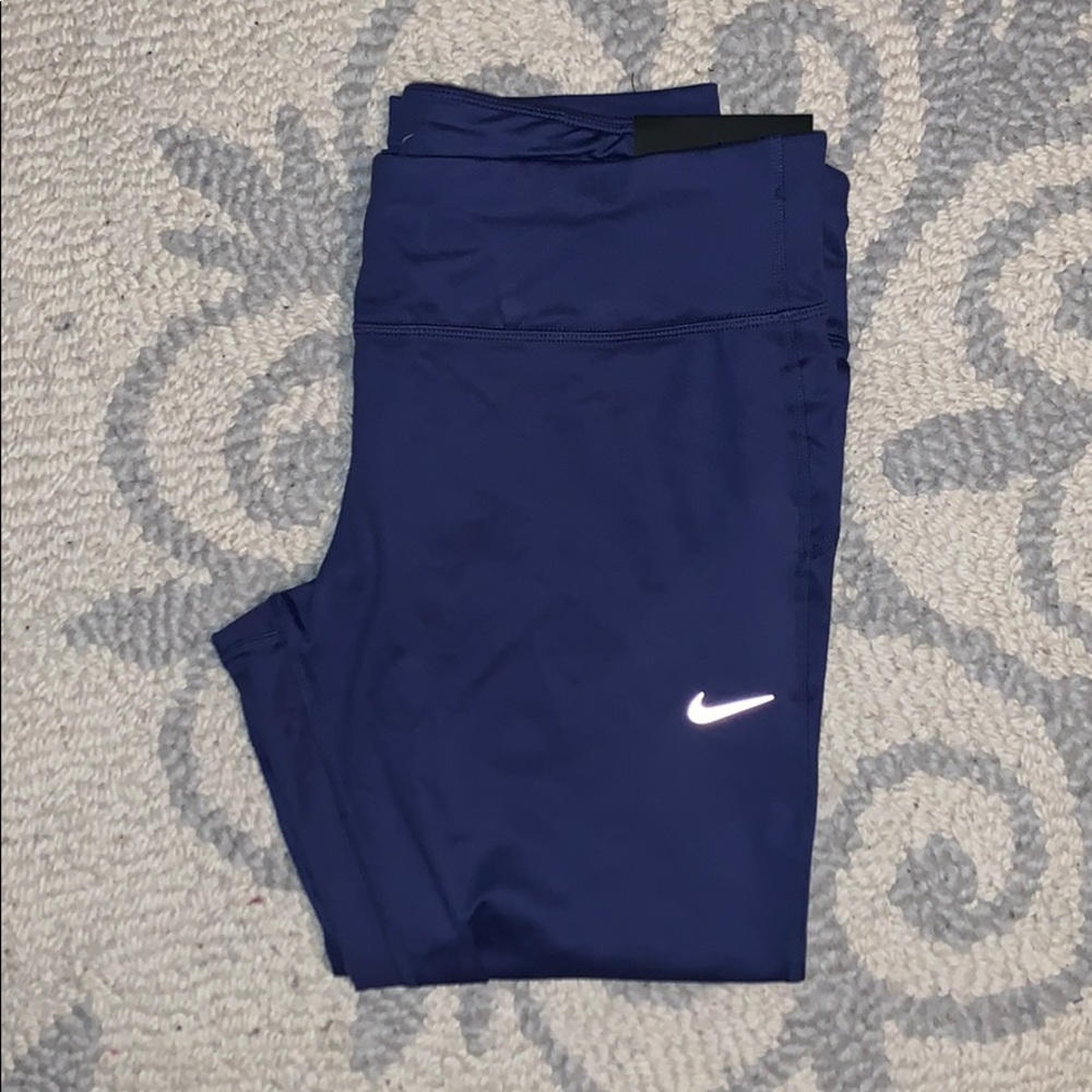Brand new Nike dri-Fit Capri leggings